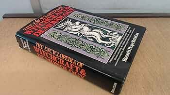 洋書 Encyclopedia of Witchcraft & Demonology The encyclopedia of witchcraft and demonology: Rossell Hope